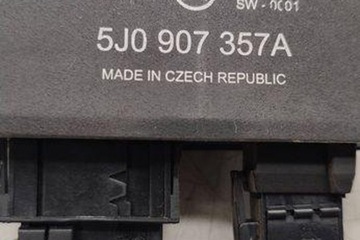 MODULE LICHT SKODA ROOMSTER (5J) 5J0907357A 1.4L DIESEL 2007