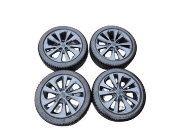 AURIS II ШЕСТЕРНИ ДИСКИ АЛЛЮМИНИЕВЫЕ 225/45R17 ЗИМА