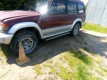 ПОРОГИ СТУПЕНЬКА MITSUBISHI PAJERO II 2