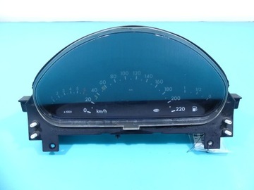 ПРИБОРНАЯ ПАНЕЛЬ MERCEDES W168 A1685404811 1.6 WIEL