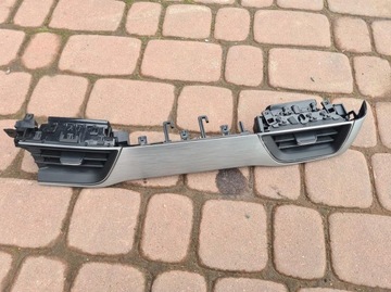 РЕШЕТКА МОЛДИНГ ТОРПЕДО RENAULT CAPTUR II 2 687609954R