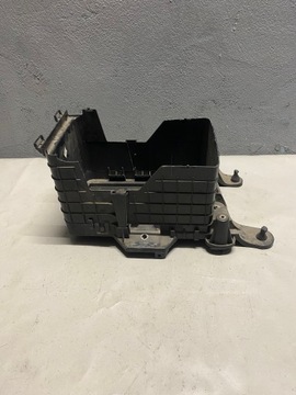 VW AUDI SEAT SKODA ПОДСТАВКА АККУМУЛЯТОРА 1K0915333