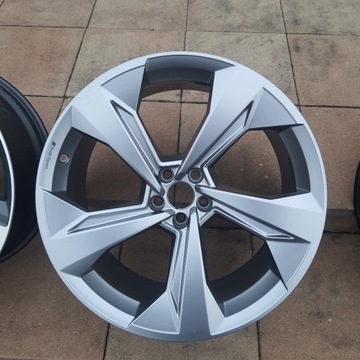 ДИСК 22CALE 5X112 10J ET26 AUDI Q7 Q8 ŁADNA