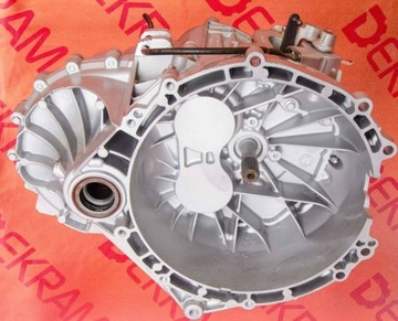 КОРОБКА ПЕРЕДАЧ RENAULT OPEL 2.3 PF6060! !!