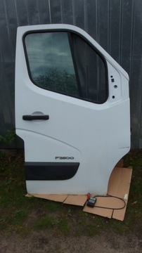 RENAULT MASTER III ДВЕРЬ ПРАВАЯ ПЕРЕД O389