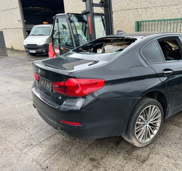 BMW G30 БАМПЕР ЗАД 4XPDC ЗАД ЦВЕТ 475