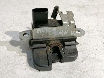 SEAT ALTEA ЗАМОК ЗАДНЕЙ КРЫШКИ БАГАЖНИКА 5P0827505B