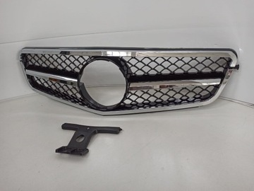 РЕШЁТКА MERCEDES C-CLASS W204 STYL SL CH/BLACK 06-13