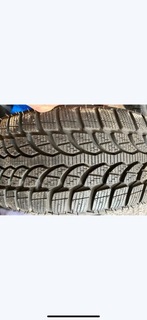 2x Bridgestone Blizzak LM-32 215/40R18 89V