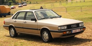 НАКЛАДКИ ZDERZAKÓW AUDI 80 90 4000 QUATTRO B2