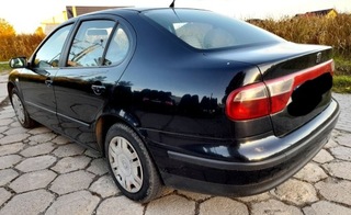 SEAT TOLEDO II 99-04 ФАРА ЗАД ПРАВОЕ