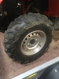 ШЕСТЕРНИ ДИСКИ I ШИНЫ QUAD KAWASAKI 25X10-11 25X8-12