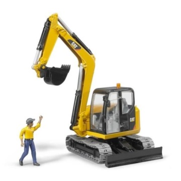 BRUDER 02466 Гусеничный экскаватор CAT с фигуркой оператора