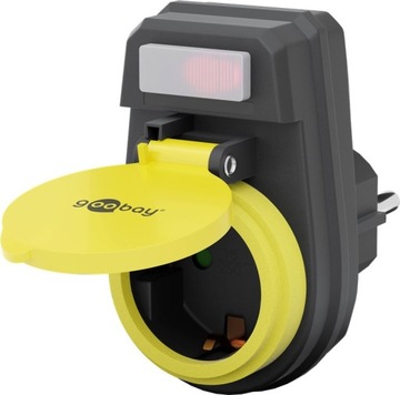 Розетка с крышкой IP44, заземление Schuko