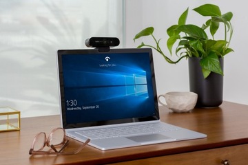 Веб-камера Logitech Brio 4K 13MP