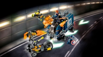 LEGO Super H 76143 Стоянка грузовиков Мстителей