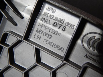 AUDI Q3 8U ОБИВКА СТОЙКИ 8U868605