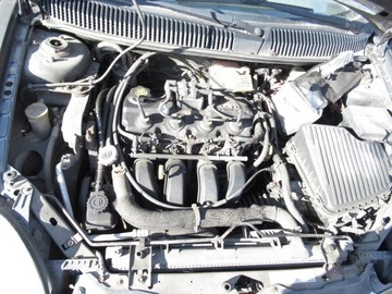 DODGE NEON II 2 SEDAN ZRCÁTKO PRAVÉ 5PIN EU
