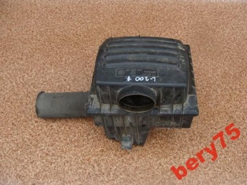 MITSUBISHI L200 95R 2,5TD POUZDRO FILTRU VZDUCHU