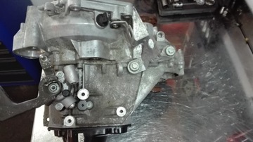 VW Caddy Touran 1.6 FSI JJT,MBR,FVF,FZT коробка передач