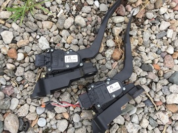 Nissan Pathfinder R51 Navara D40 PEDAŁ GAZU POTENCJOMETR