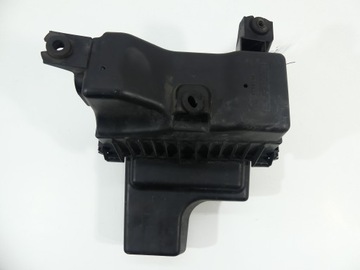 COLT Z30 04-08 POUZDRO FILTRU VZDUCHU MN130826