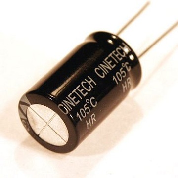 Kondensator elektrolityczny 680uF 50V 5szt.