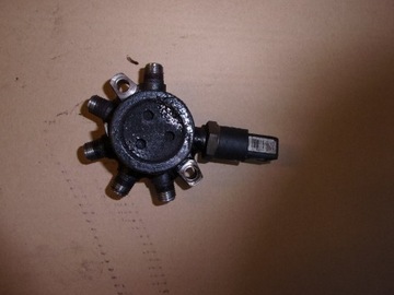 РАСПРЕДЕЛИТЕЛЬ ТОПЛИВА RENAULT CLIO II LIFT 1.5 DCI