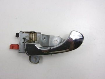 SPACE STAR 98-02 РУЧКА ВНУТРЕННЯЯ ЛЕВАЯ ПЕРЕДНЯЯ