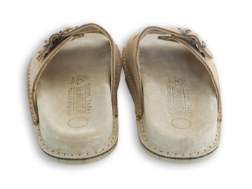 ОРИГИНАЛЬНЫЕ КОЖАНЫЕ ТАПОЧКИ FUSBET ПРОИЗВОД №43