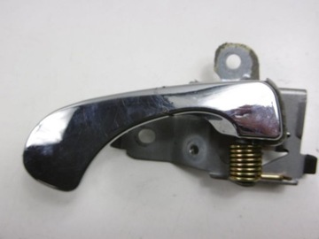 SPACE STAR 98-02 РУЧКА ВНУТРЕННЯЯ ЛЕВАЯ ПЕРЕДНЯЯ