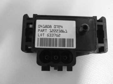 Czujnik ciśnienia MERCEDES A0061532128