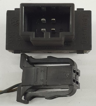 KONTROLA LAMPA AIRBAG VW TOUAREG II 13R. 7P6