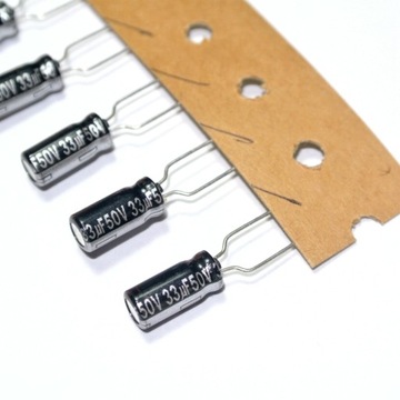 33uF 50V 105' ECA1HHG330B Panasonic [10szt] #KC39