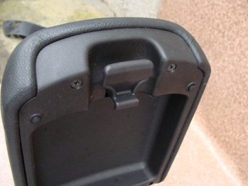 NISSAN X-TRAIL 09R T31 LOKETNÍ OPĚRKA