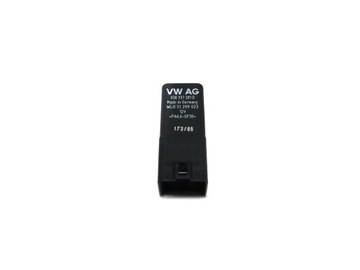 AUDI VW SKODA PRZEKAŹNIK ŚWIEC ŻAROWCH 038907281D