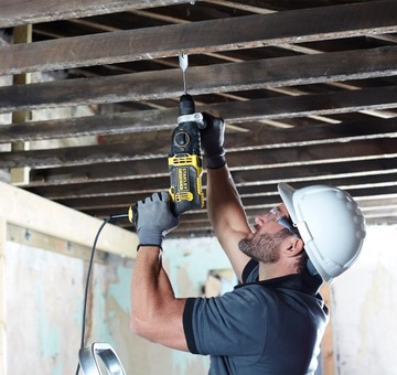 2-СКОРОСТНАЯ УДАРНАЯ ДРЕЛЬ STANLEY 1100 Вт FMEH1100K