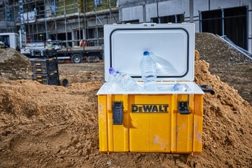 Холодильник DS404 DWST1-81333 TOUGH SYSTEM DeWalt