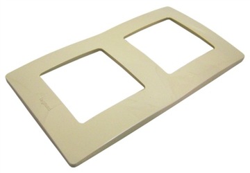 Legrand NILOE Ramka podwójna kremowa 665012