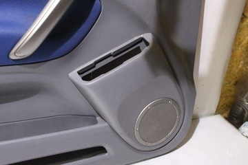 ДВЕРЬ ПЕРЕДНЯЯ ЛЕВАЯ СТОРОНА TOYOTA RAV4 II 2.0D4D