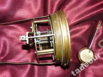 ФИГУРНЫЕ МРАМОРНЫЕ КАМИННЫЕ ЧАСЫ, ДЕЙСТВУЮЩИЕ АНТИКВАРНЫЕ