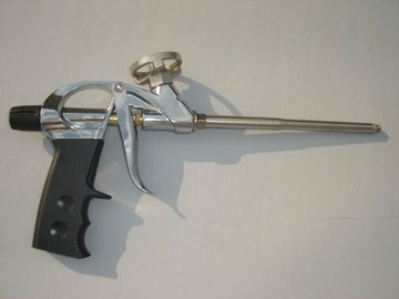 Пенопистолет для монтажной пены, оконный дозатор