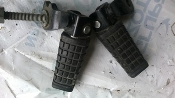 PODNÓŻEK SET KIEROWCY PRZÓD KAWASAKI GPZ 500 EX ER