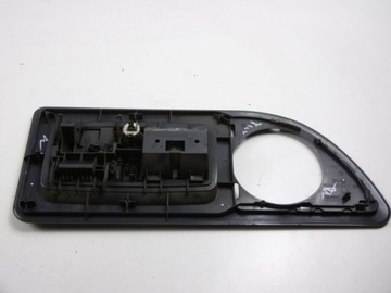 VITO 1 W638 ДЕРЖАТЕЛЬ ПОЛКИ ДЛЯ НАПИТКОВ ЗАДНИЙ СПРАВА