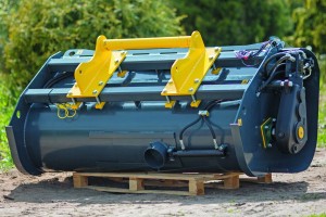 МОБИЛЬНЫЙ СМЕСИТЕЛЬ ДЛЯ БЕТОНА, ПОДАЧА - ВЕДРО