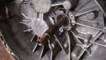 SKRZYNIA BIEGOW MASTER MOVANO 2.5 DCI PK5 021