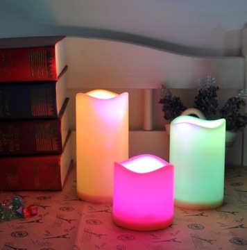 LED LIGHT KIT 3x свечи с пультом дистанционного управления ЦВЕТА