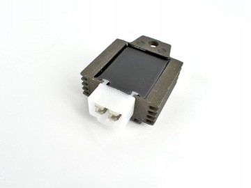 РЕГУЛЯТОР НАПРЯЖЕНИЯ 12В 4Т ШИРОКАЯ КОСТЬ YIBEN Wuben