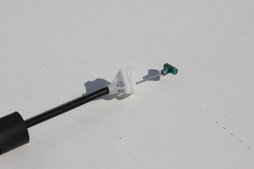 Направляющая дверной ручки Skoda с замком двери 5N0839885H