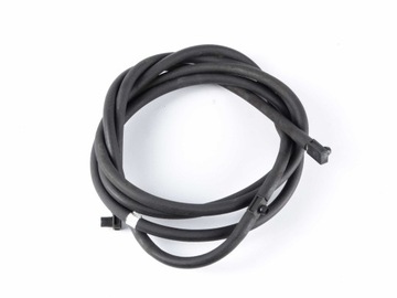 Mercedes C klasa W203 WĄŻ SPRYSKIWACZA SZYBY PRZÓD